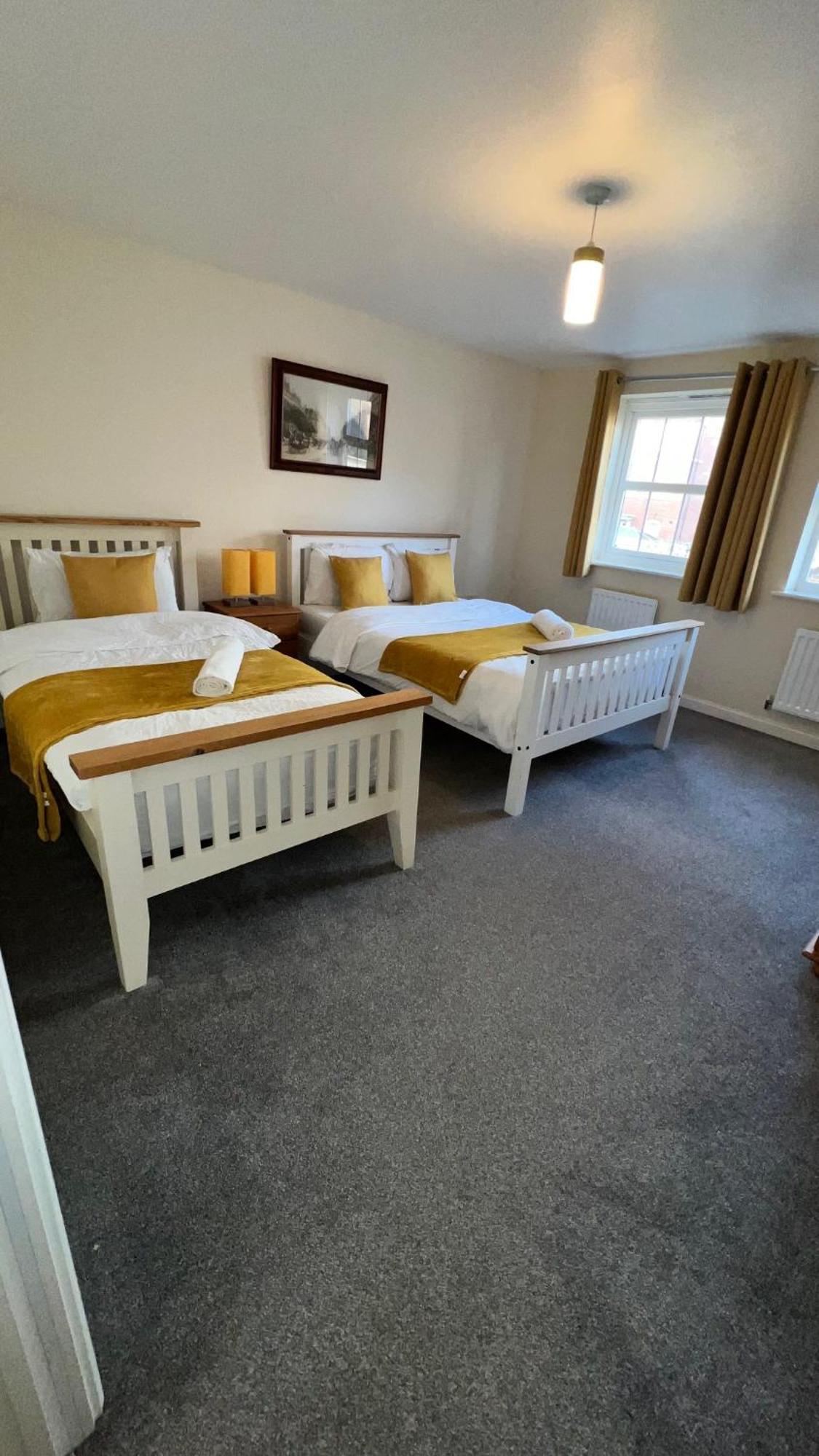 San Pedro Lodge Ситингбърн Екстериор снимка